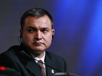 En diciembre pasado, la Unidad de Inteligencia Financiera (UIF) presentó ante la FGR una denuncia de hechos contra García Luna por diversos delitos.