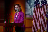 La presidenta de la Cámara Baja de EUA, Nancy Pelosi, anunció este viernes que ha conversado con los mandos militares para impedir que el presidente, Donald Trump, pueda emprender acciones belicosas, incluido el uso de armas nucleares, en los últimos días de su mandato. (ARCHIVO) 