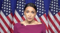 Congresista Alexandria Ocasio-Cortez pide más impuestos para los ricos en Nueva York