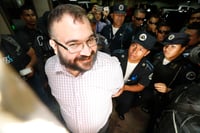 Militantes del partido Movimiento de Regeneración Nacional (Morena) en Veracruz se rebelaron y exigieron a sus dirigencias estatal y nacional frenar candidaturas de exfuncionarios del gobierno del priista Javier Duarte de Ochoa. (ARCHIVO)