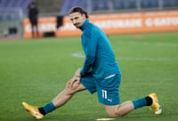 Zlatan Ibrahimovic podrá ver acción hoy ante el Manchester United, en el partido de vuelta de los octavos de final de la Liga Europa. (AP)