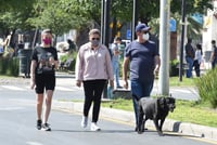 El alcalde Sergio Lara Galván indicó que fueron cerca de 3 mil personas las que acudieron el pasado domingo al Paseo Colón. (JESÚS GALINDO)