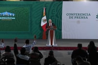 Insiste AMLO con crítica a partidos pese a acuerdo