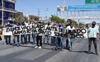 Se manifiesta personal de lavado del IMSS en Torreón
