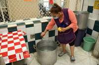 Sufren por escasez de agua en Mercado Juárez de Torreón