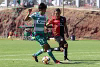 En la fase regular laguneros y tapatíos ya se enfrentaron en Jalisco, con triunfo albiverde 3-1, aunque ahora es duelo de liguilla. (CORTESÍA SANTOS)