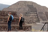 Hace casi dos meses, un grupo de arqueólogos envió una carta al Instituto Nacional de Antropología e Historia (INAH) en la que denunciaron trabajos con maquinaria pesada en la Zona Arqueológica de Teotihuacán , que amenazan con afectar hasta siete hectáreas donde se encuentran vestigios arqueológicos habitacionales y monumentales, lo que representa la pérdida de patrimonio cultural mexicano e incluso, podría provocar que esa zona salga de la Lista de Patrimonio Mundial de la UNESCO. (ARCHIVO)