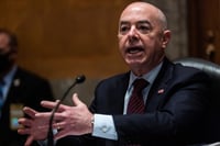 Confirman visita de secretario Mayorkas a México la próxima semana