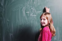 La falta de educación matemática afecta negativamente al desarrollo cerebral y cognitivo de los adolescentes, según un estudio que sugiere que carecer de educación en esta materia después de los 16 años puede ser una desventaja. (ESPECIAL) 

 