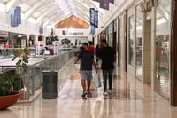 Se preparan comercios y restaurantes para un aumento en las ventas por el Día del Padre. (ARCHIVO) 