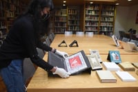 Historia. La mayoría de los libros del fondo reservado fueron donados por la propia familia Arocena.