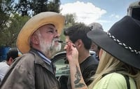 Actor lagunero Salvador Montenegro destaca en la serie Somos