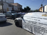 Retraso en el pago de los pensionados y jubilados generó una serie de movilizaciones en diversas dependencias estatales de la ciudad de Gómez Palacio.