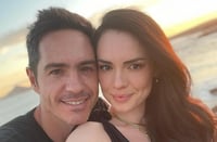 Mauricio Ochmann se encuentra muy enamorado y así lo ha querido dejar claro entre sus seguidores a través de una carta dedicada a su nueva conquista, la modelo e influencer Paulina Burrola, donde le declara su amor a los “cuatro vientos”. (INSTAGRAM) 