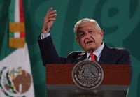 AMLO tacha de 'inhumano' y 'medieval' el bloqueo de EUA a Cuba