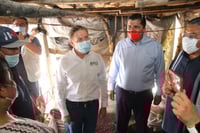 El gobernador de Durango y el alcalde de Lerdo recorren comunidades afectadas por las lluvias