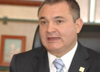 Un tribunal de Nueva York retrasó dos meses más una vista previa del juicio del exsecretario de Seguridad mexicano Genaro García Luna, acusado de presuntos delitos de narcotráfico, que iba a celebrarse el 25 de agosto y que se ha pospuesto al 26 de octubre. (ARCHIVO)