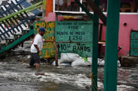 López Obrador llama a población de cinco entidades a buscar refugio por huracán 'Grace'