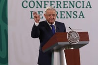 AMLO anuncia que su libro estará en circulación este fin de semana