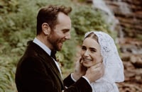 Lily Collins y Charlie McDowell se casan y presumen imágenes de su boda