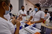 Última oportunidad para recibir primera dosis AstraZeneca de más de 30 años