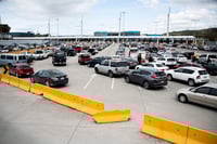 Estados Unidos reabrirá en noviembre fronteras con México y Canadá a viajes no esenciales