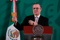 Ebrard presume que México tiene más vacunas contra COVID que población