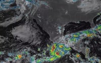 Podría intensificarse a huracán categoría 1 para el domingo. (ESPECIAL)