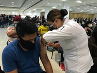 Bienestar anuncia jornada intensa de vacunación antiCOVID para rezagados en Gómez Palacio