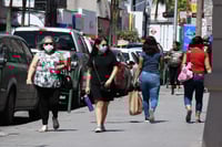 Casos de COVID-19 bajan en Coahuila previo a festividades