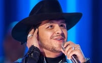 Nadie puede hacer negocios con Christian Nodal ante conflicto con Universal Music