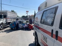Motociclista lesionado en choque en la colonia Estrella de Torreón