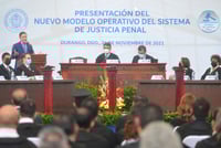 Aispuro reconoció la determinación y trabajo del magistrado presidente, magistrados, consejeros y jueces. (CORTESÍA) 