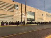 Gran afluencia de adultos mayores se registra en módulo de vacunación en Gómez Palacio