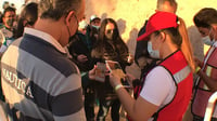 Sufren con Fan ID; largas filas para ingresar al estadio Corona en victoria de Santos Vs. Xolos 