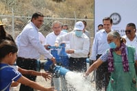 Recorren Aispuro y Homero Martínez obras en Ciudad Lerdo