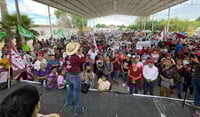 La candidata asegura que el campo se verá beneficiado con proyectos que detonen su economía. (CORTESÍA)