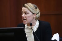 Equipo de Johnny Depp protegió su consumo de drogas y alcohol: Amber Heard