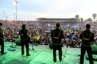Celebran a las mamás con festival en San Pedro