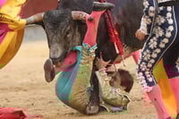 Cornada para Arturo Gilio en Las Ventas tras buenas faenas