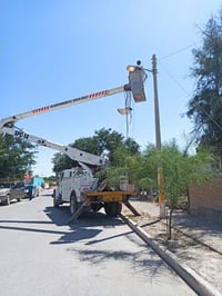 Reparan alumbrado en ejidos de San Pedro