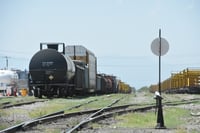 Denuncian bloqueo en vías de exportación en frontera de Coahuila