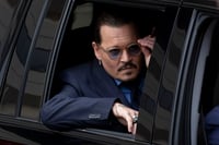 Imagen Aseguran que Johnny Depp gastó más de 60 mil dólares en cena para celebrar triunfo del juicio