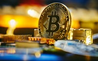 Bitcoin tiene su mayor caída desde 2020