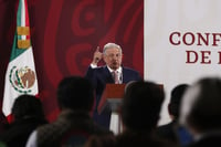 AMLO se equivoca en Mañanera y dice: 'a 40 años del triunfo electoral'