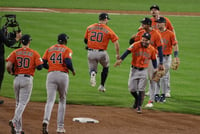 Con una victoria en su estadio, los Astros de Houston se coronarían, pero Filadelfia buscará que el compromiso se vaya a siete juegos.