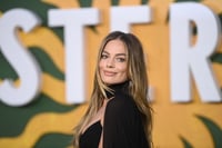 Imagen Margot Robbie revela cómo consiguió besar a Brad Pitt