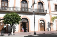 El pago de aguinaldos se dividió en dos partes para el personal del ayuntamiento de Lerdo. (CORTESÍA)