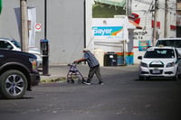 Más de la mitad de los adultos mayores pueden acceder a una pensión. (EL SIGLO DE TORREÓN)