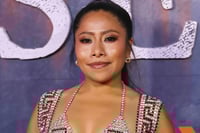 Imagen Conoce el secreto del maquillaje perfecto para salir de fiesta de Yalitza Aparicio